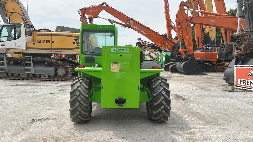 Merlo P38.13 PLUS Kurottajat