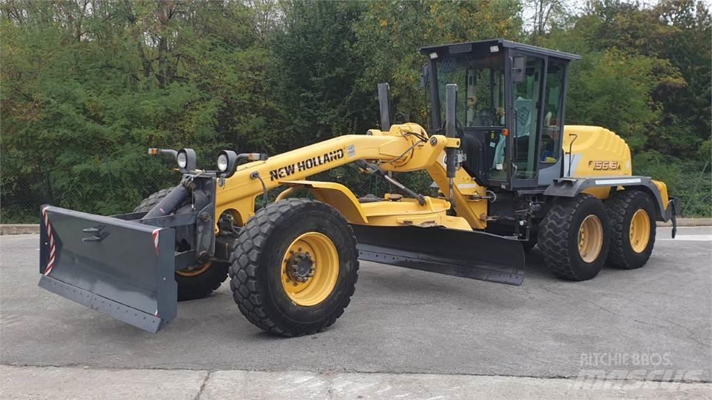New Holland F.156.6/A Telaketjupuskutraktorit