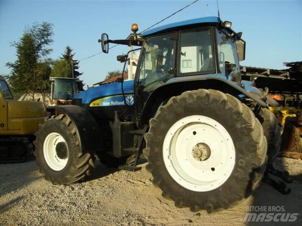 New Holland TM190 Lumiaurat