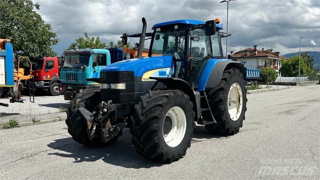 New Holland TM190 4X4 Lumiaurat