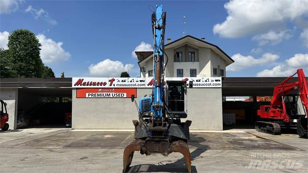 Terex MHL 250 Pyöräkaivukoneet