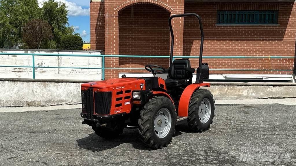  Tigretrac 3800 4x4 Lumiaurat