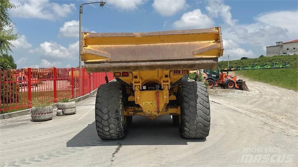 Volvo A30G 6x6 Minidumpperit