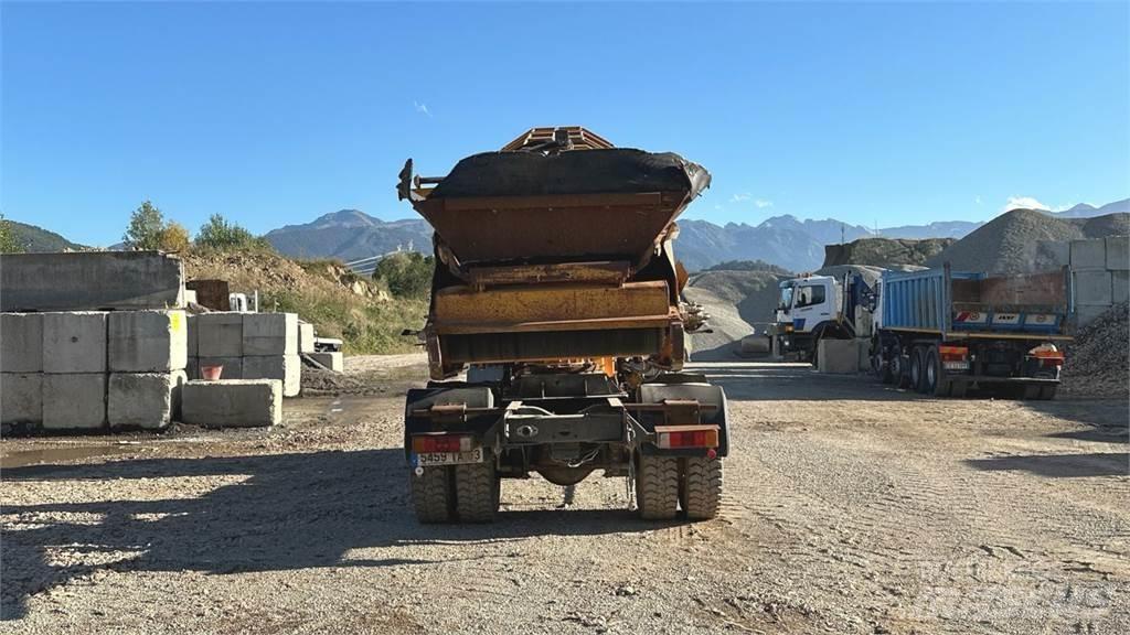 Volvo FL619 4X2 Kuljettimet