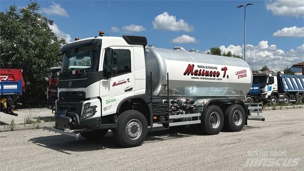 Volvo FMX 6X6 Säiliöautot