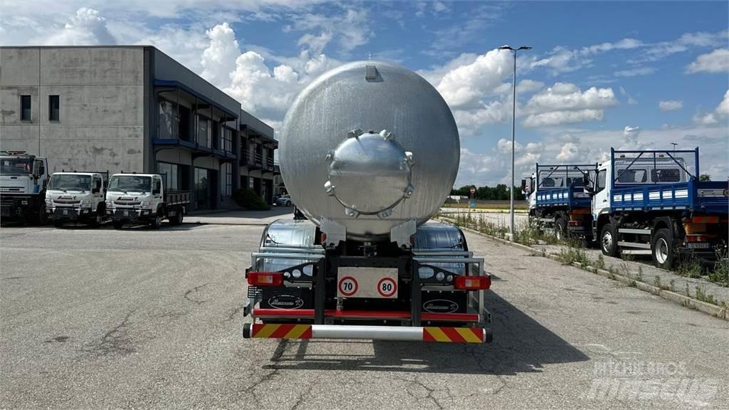 Volvo FMX 6X6 Säiliöautot