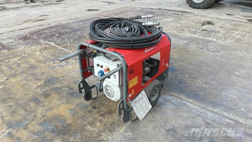Wacker Neuson HPU8 Valopylväät