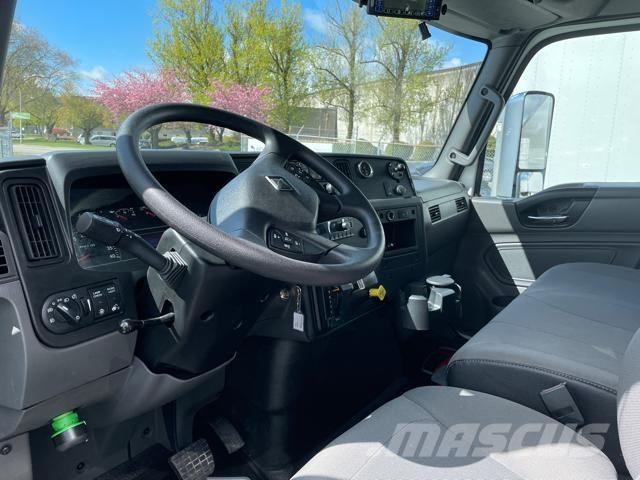 International MV Kylmä-/Lämpökori kuorma-autot