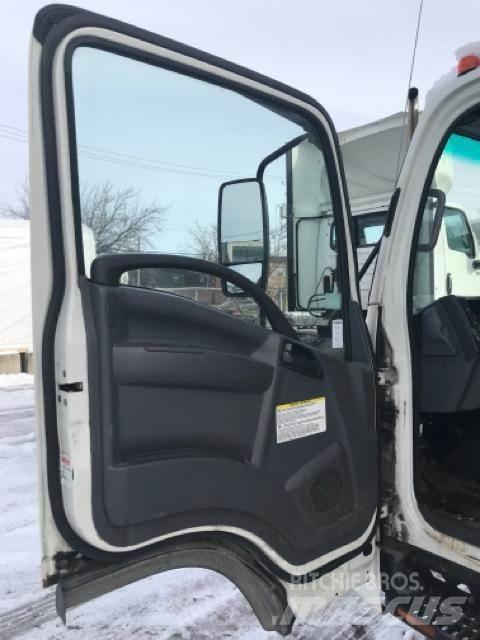 Isuzu NRR Kylmä-/Lämpökori kuorma-autot