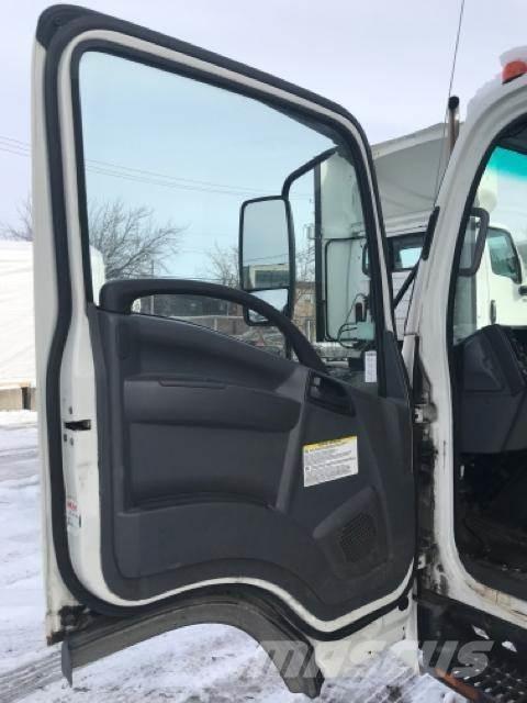 Isuzu NRR Kylmä-/Lämpökori kuorma-autot