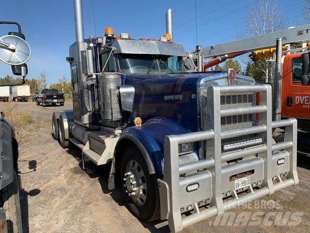 Kenworth W900 Vetopöytäautot