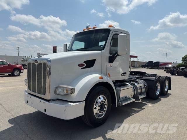 Peterbilt 567 Vetopöytäautot