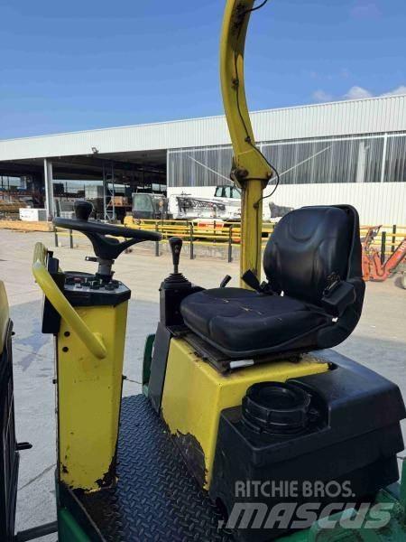 Ammann AV 26 Tiivistyskoneet