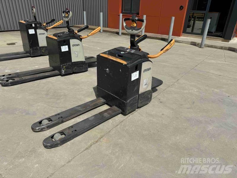 Crown WT3040 Lavansiirtotrukit