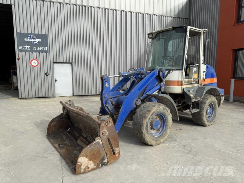 Liebherr L506 Pyöräkuormaajat