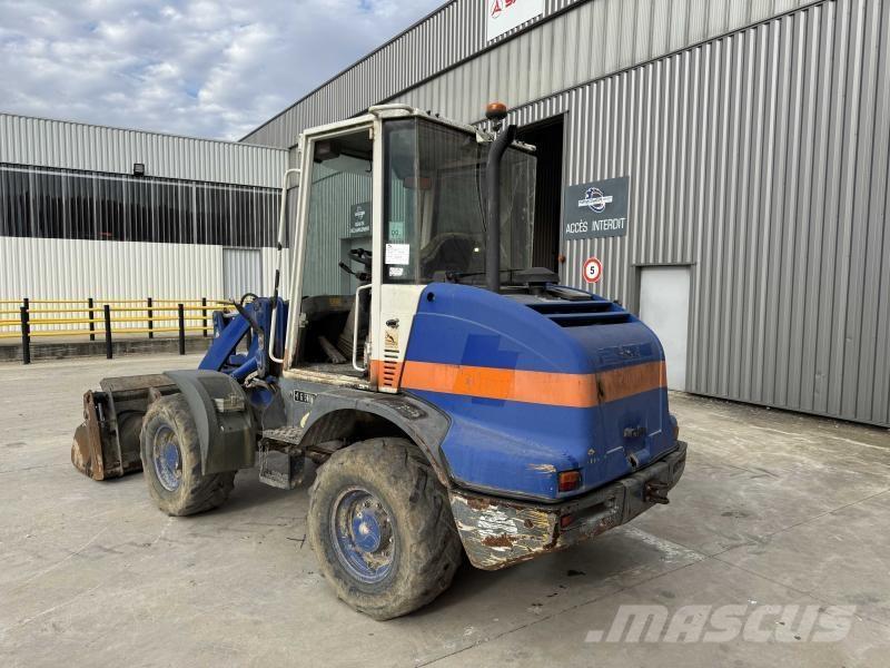 Liebherr L506 Pyöräkuormaajat