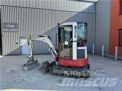 Takeuchi TB 23 Minikaivukoneet < 7t