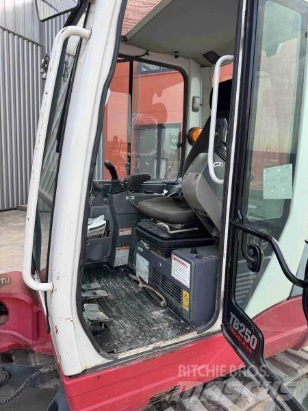Takeuchi TB 250 Minikaivukoneet < 7t
