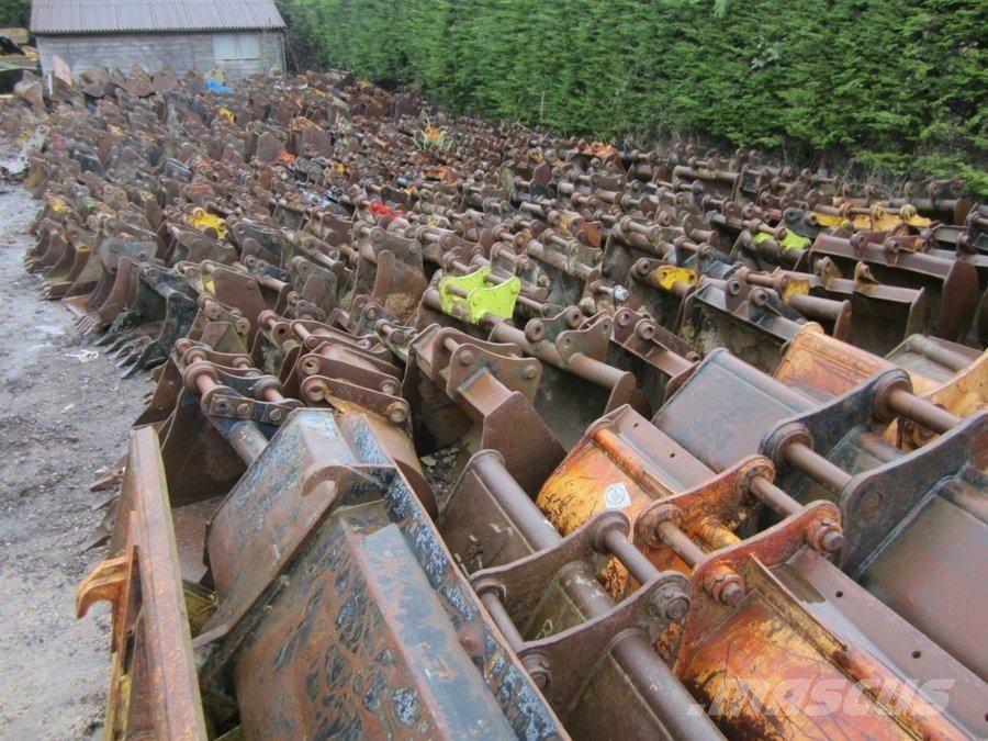  Choice of Buckets - POA Muut maatalouskoneet