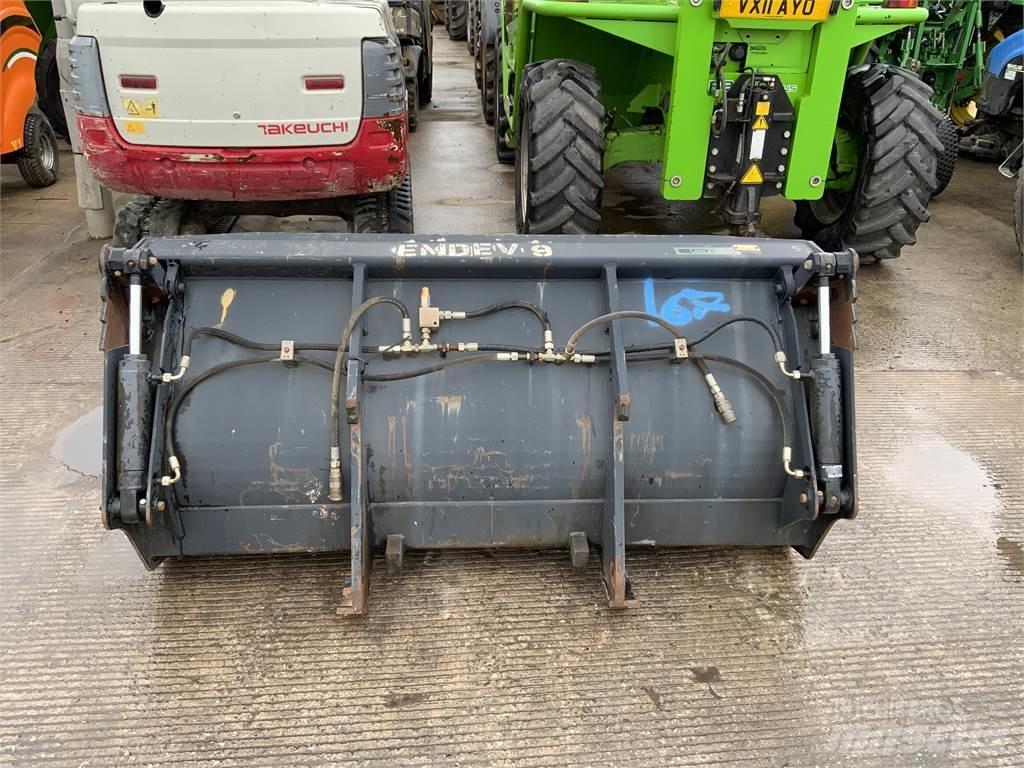 JCB 6FT 4 in 1 Bucket Muut maatalouskoneet