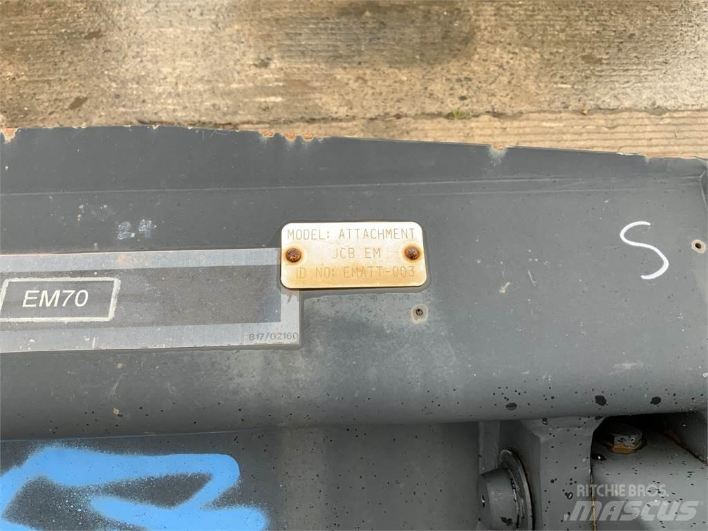 JCB 6FT 4 in 1 Bucket Muut maatalouskoneet
