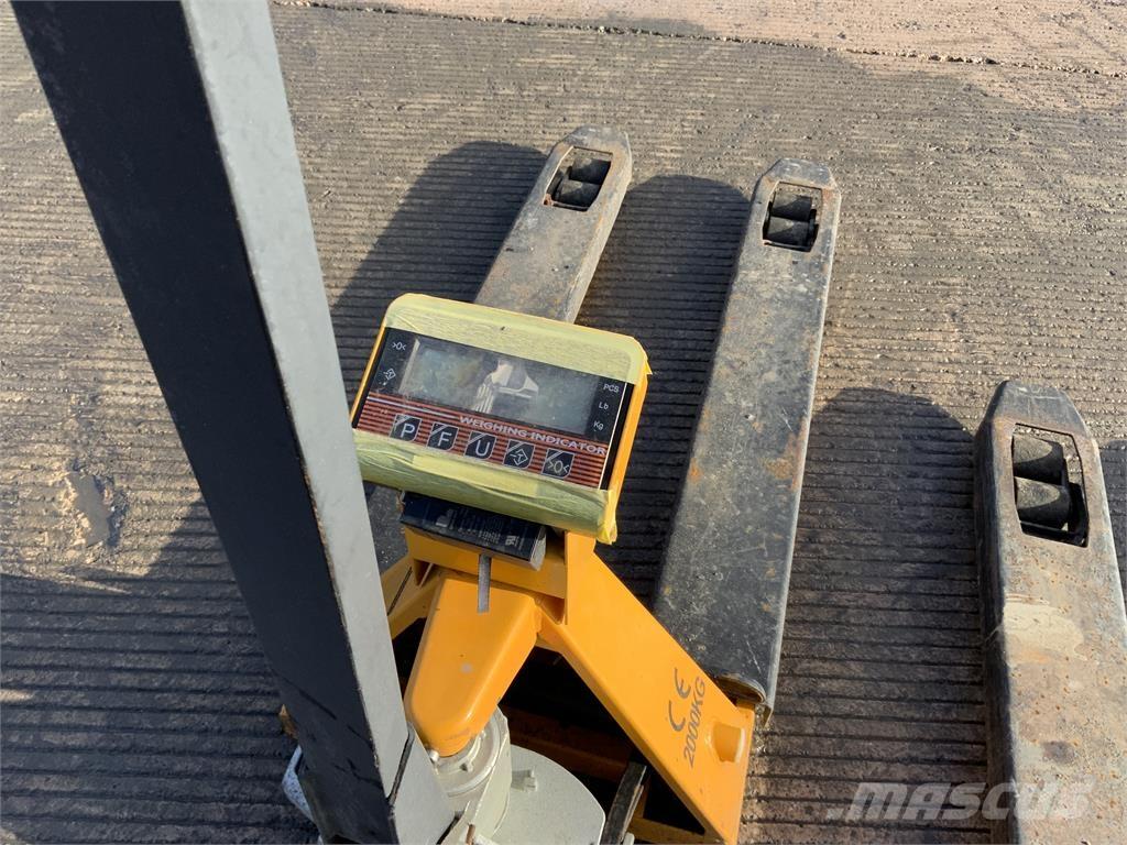  X2 2000KG Pump Trucks Muut maatalouskoneet