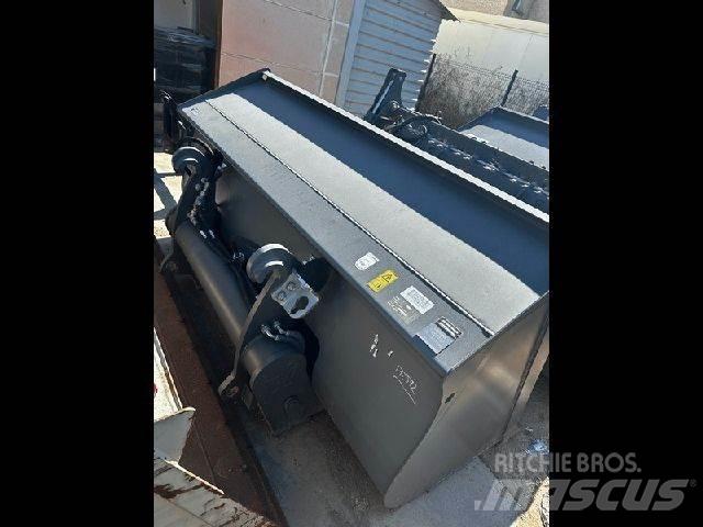 Liebherr  Muut koneet