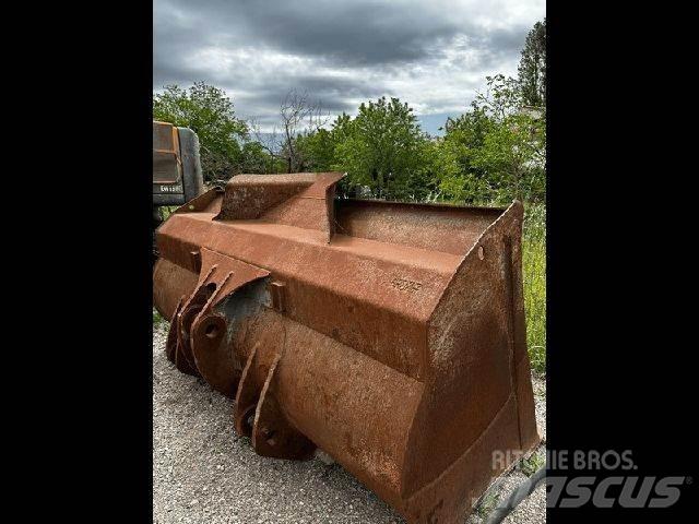 Liebherr  Muut koneet