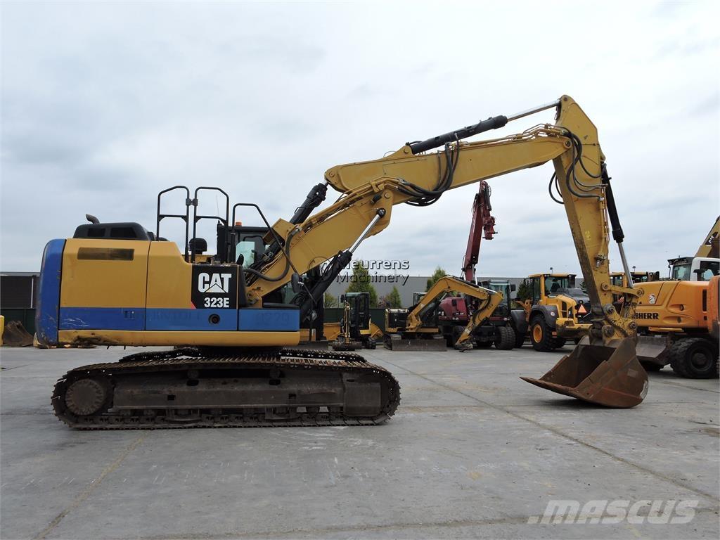CAT 323EL Telakaivukoneet