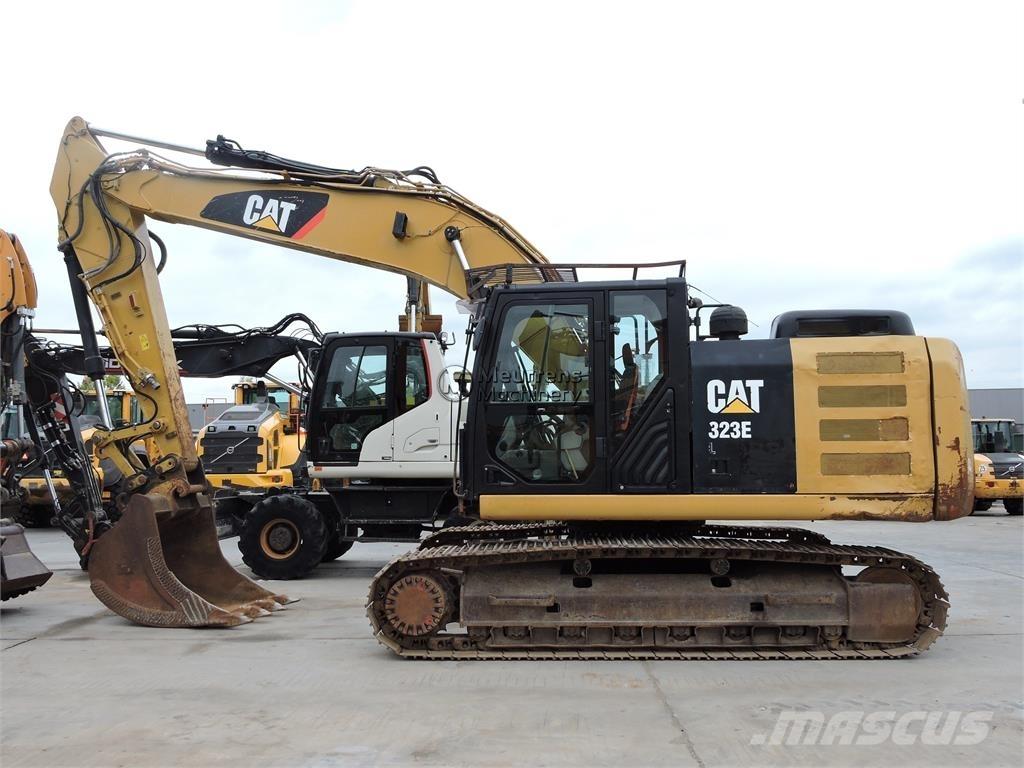 CAT 323EL Telakaivukoneet