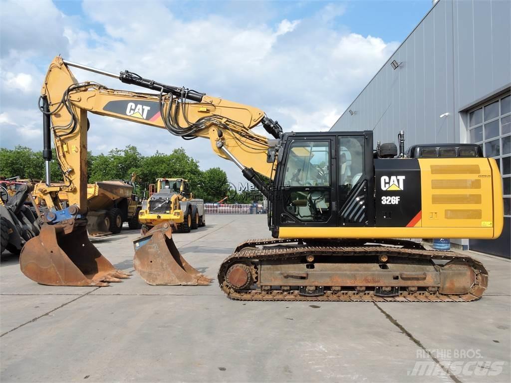 CAT 326F Telakaivukoneet