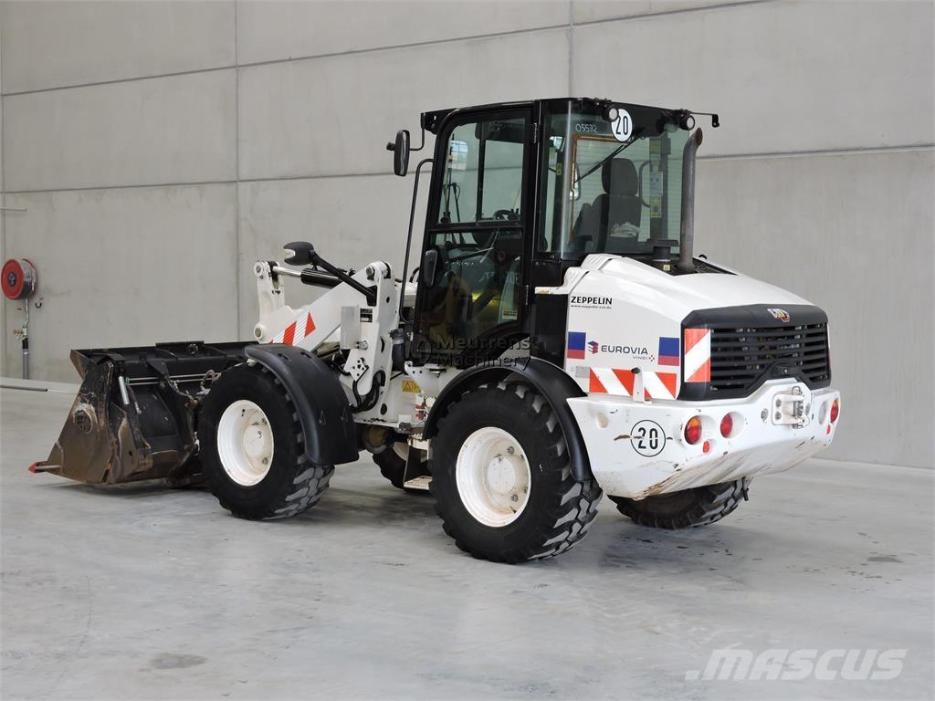 CAT 908M + FORK Pyöräkuormaajat