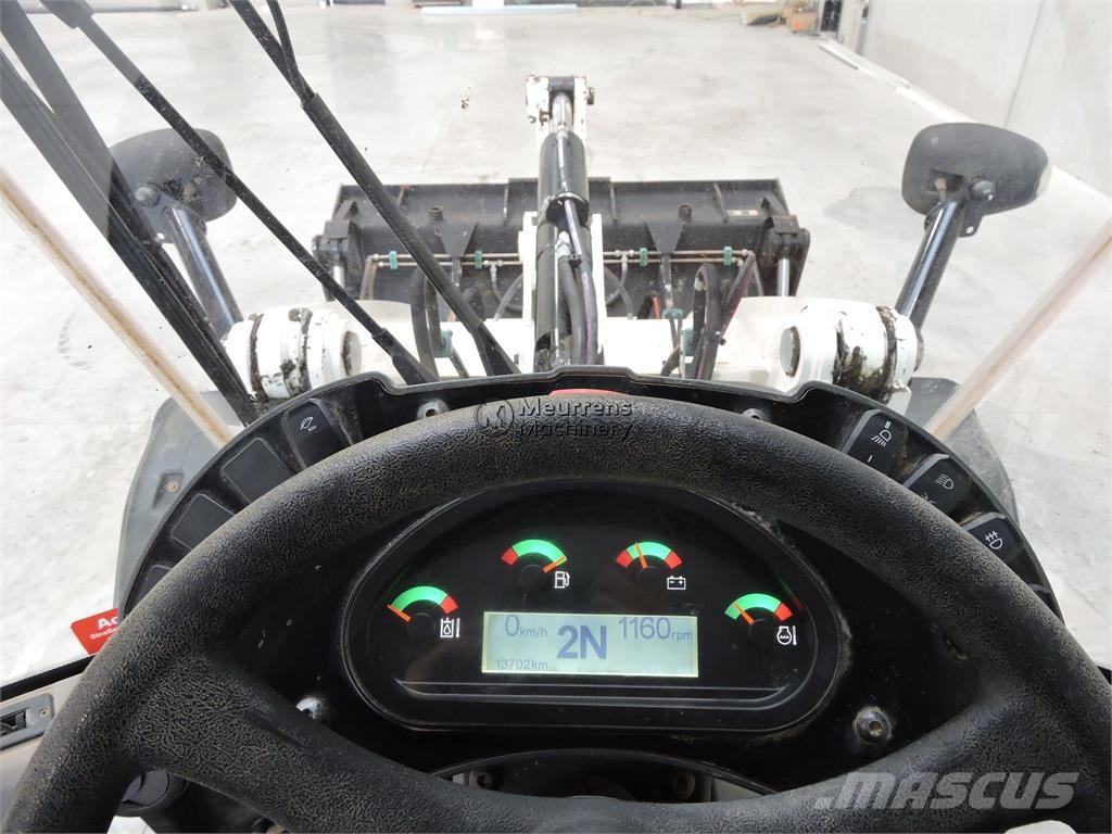 CAT 908M + FORK Pyöräkuormaajat