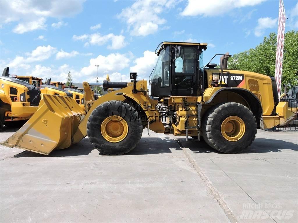 CAT 972M Pyöräkuormaajat