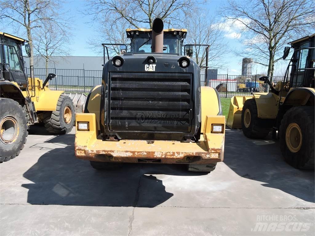 CAT 972M Pyöräkuormaajat