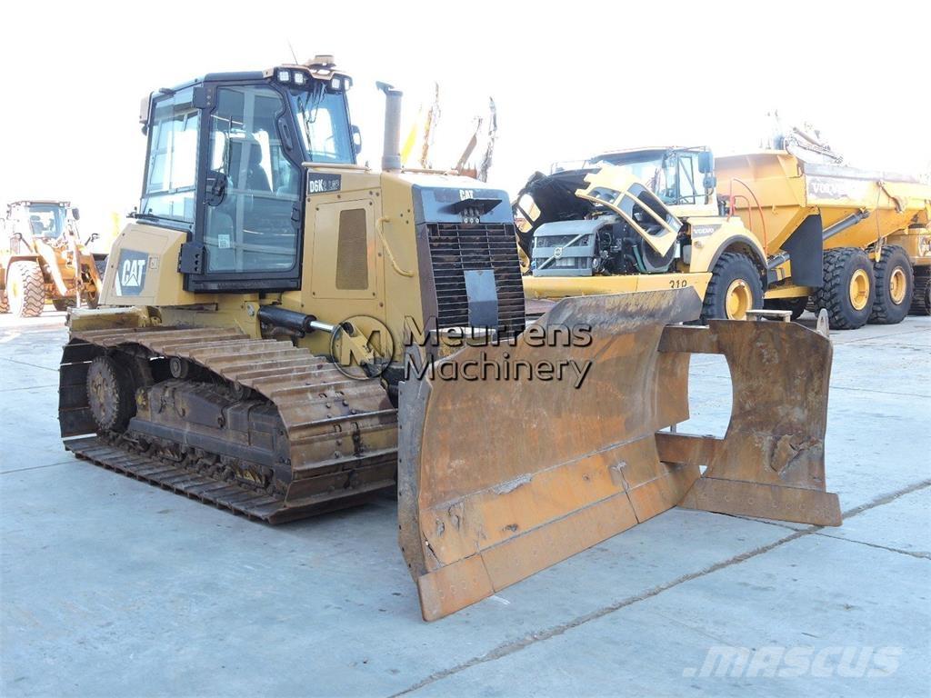 CAT D6K Puskukoneet
