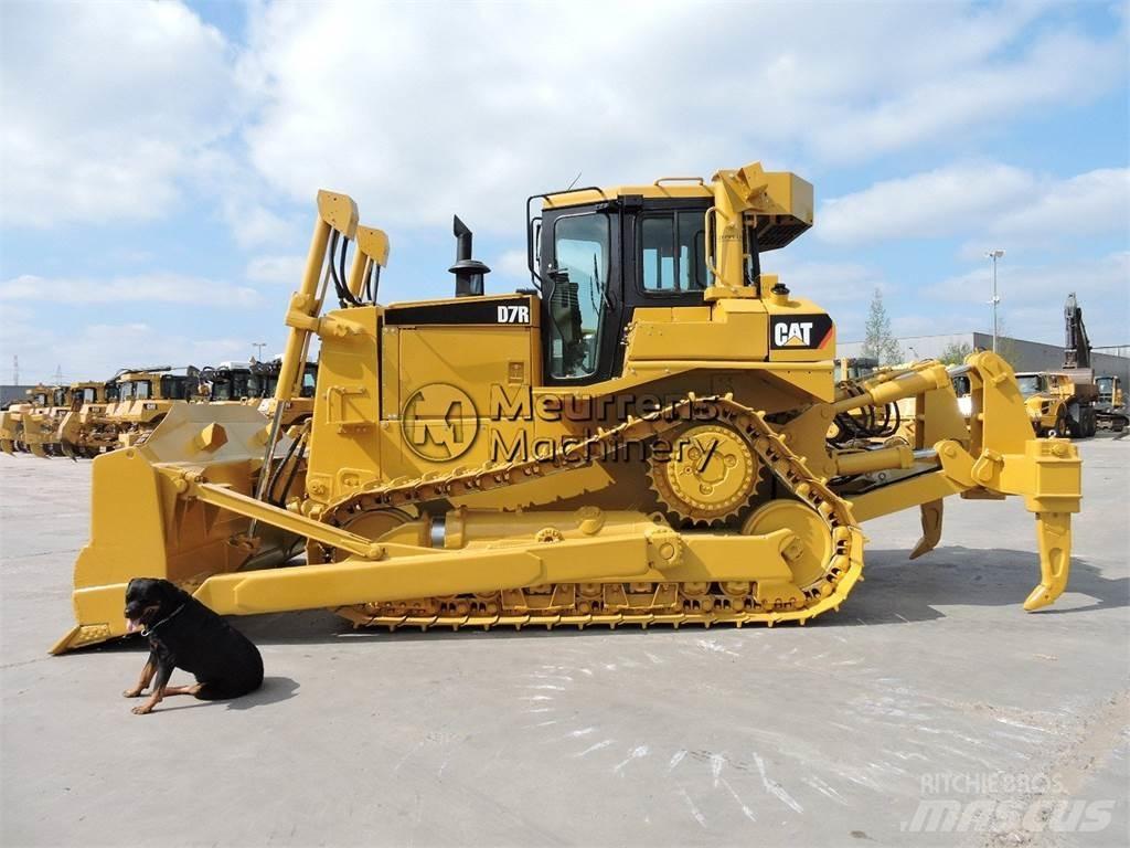 CAT D7R Puskukoneet