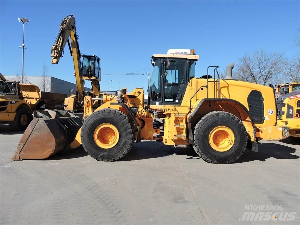 Hyundai HL970 Pyöräkuormaajat