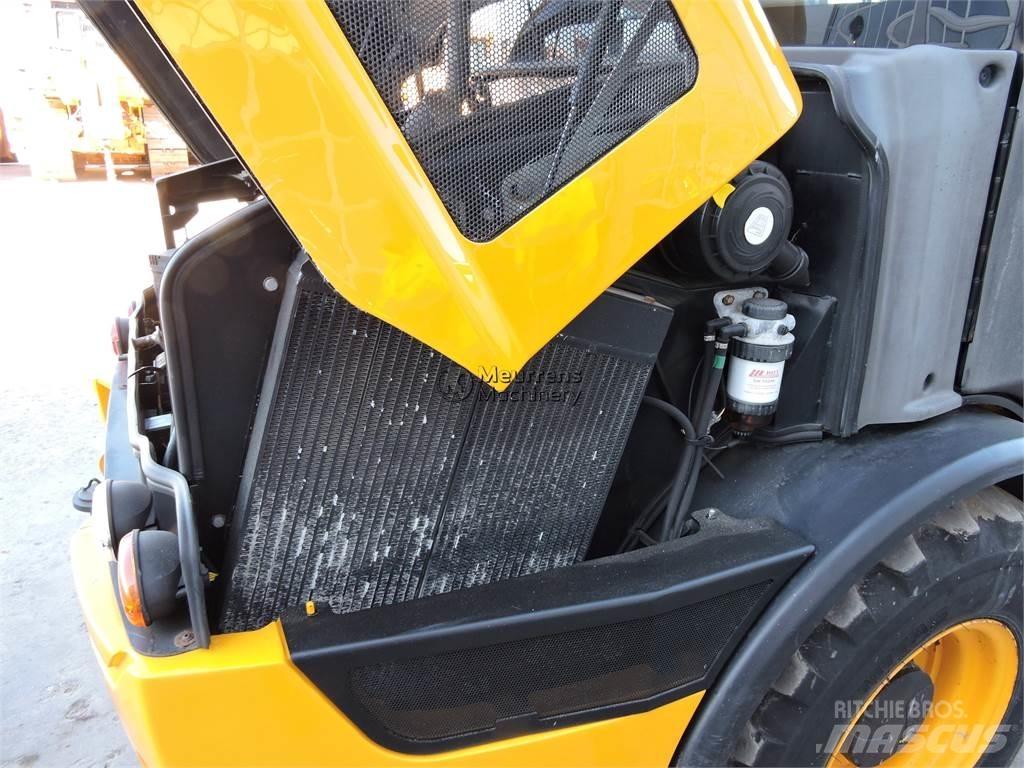 JCB 406 Pyöräkuormaajat