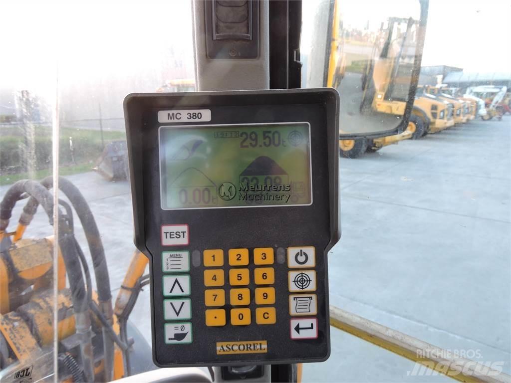 JCB 436B Pyöräkuormaajat