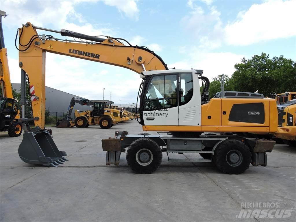 Liebherr A924 Pyöräkaivukoneet