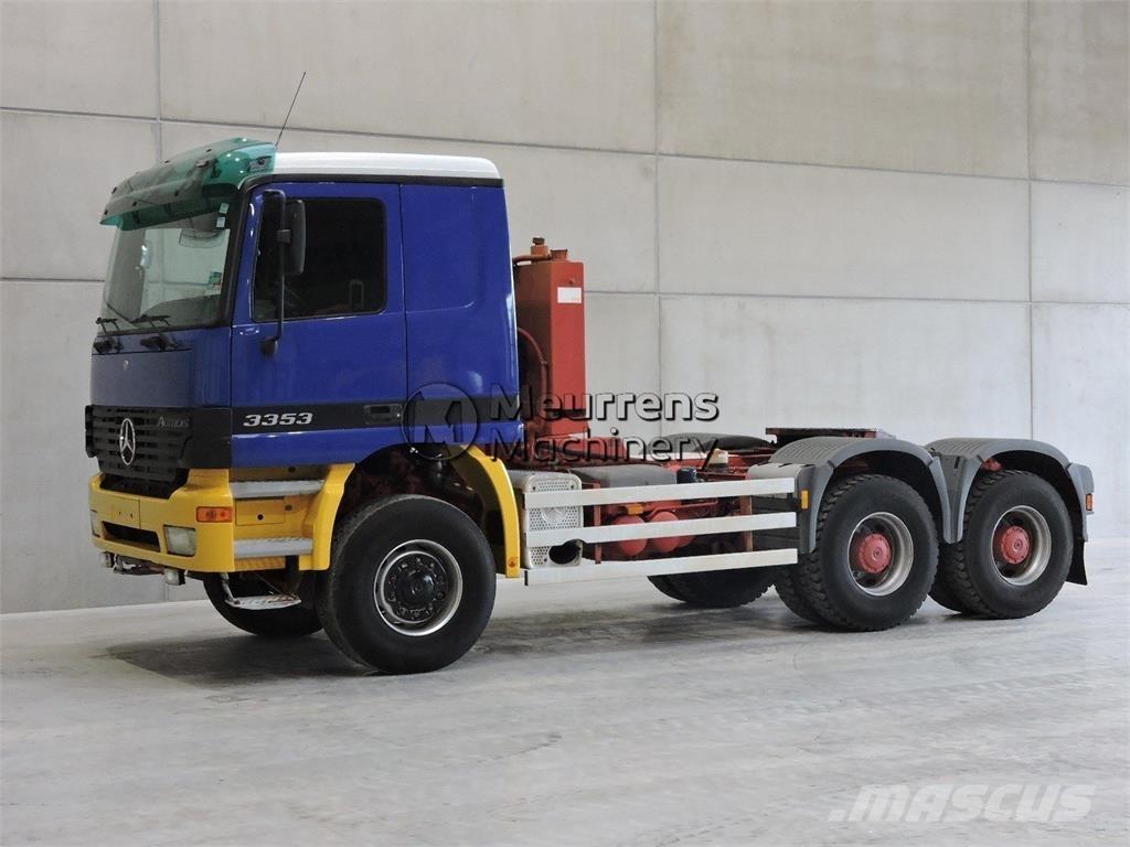 Mercedes-Benz 3353 Muut koneet
