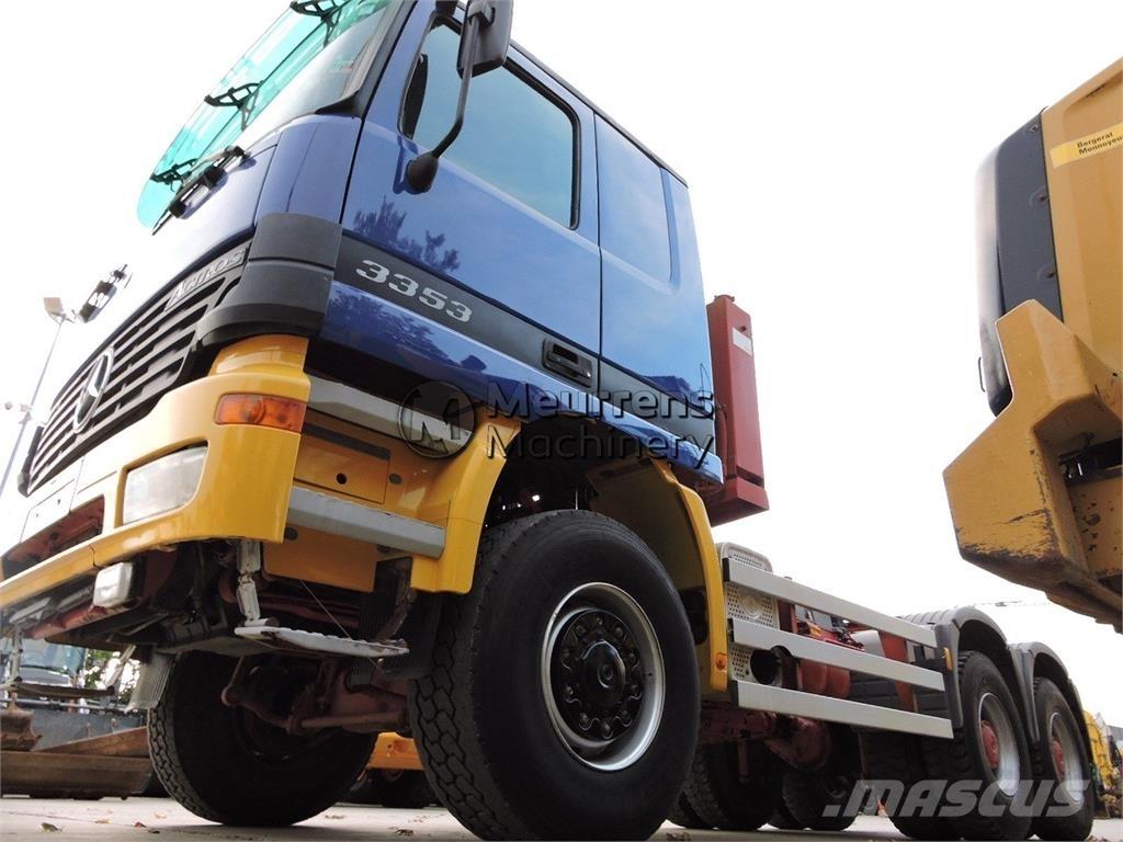 Mercedes-Benz 3353 Muut koneet