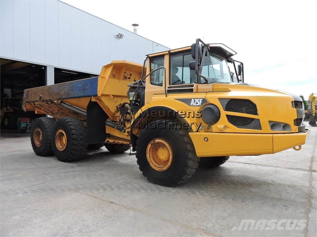 Volvo A25F Dumpperit