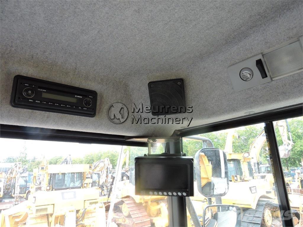 Volvo A25F Dumpperit