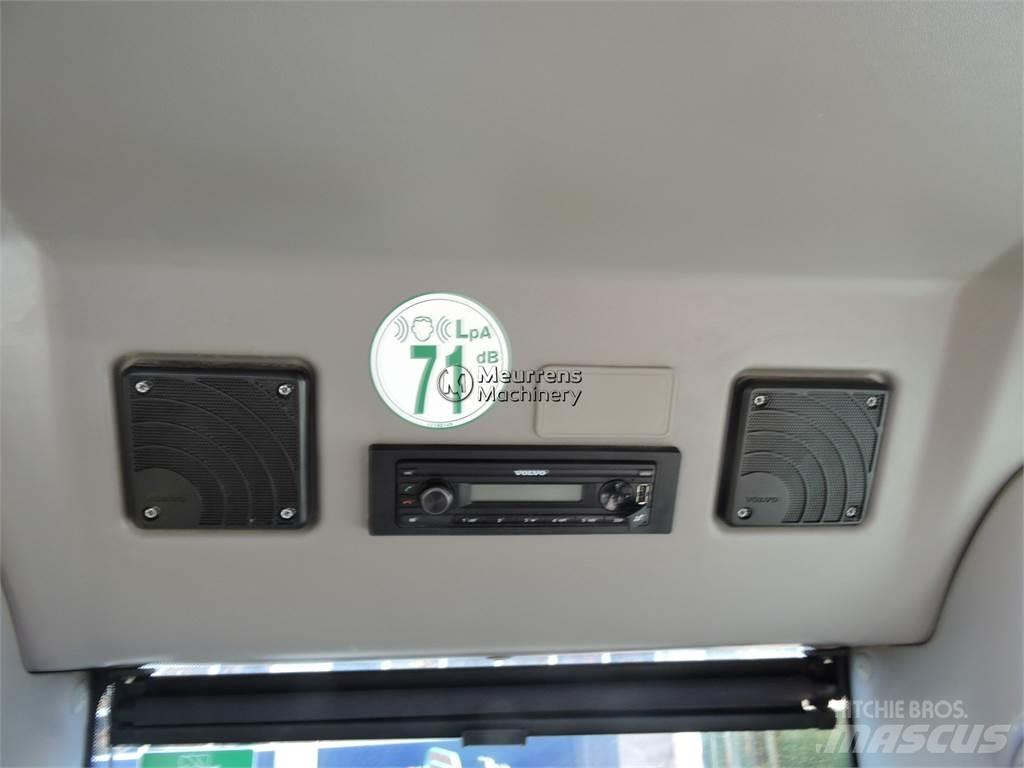 Volvo ECR235EL Telakaivukoneet