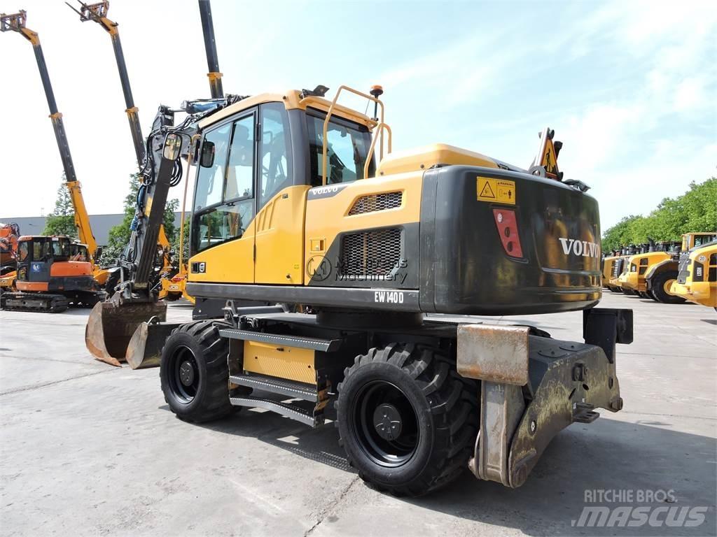 Volvo EW140D Pyöräkaivukoneet