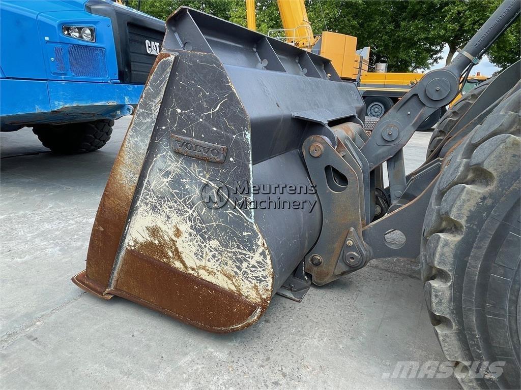 Volvo L150H Pyöräkuormaajat