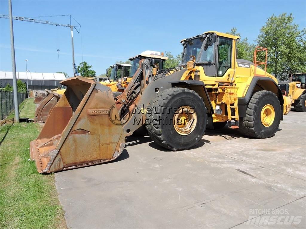 Volvo L220H Pyöräkuormaajat