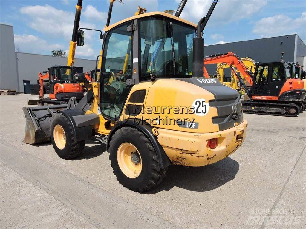 Volvo L25F + FORK Pyöräkuormaajat